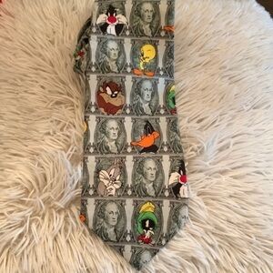 LOONEY TUNES MANIA TIE